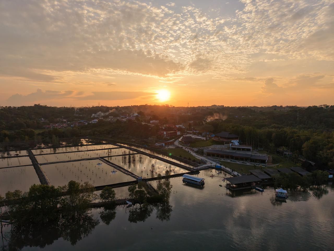 Riverside Experience
